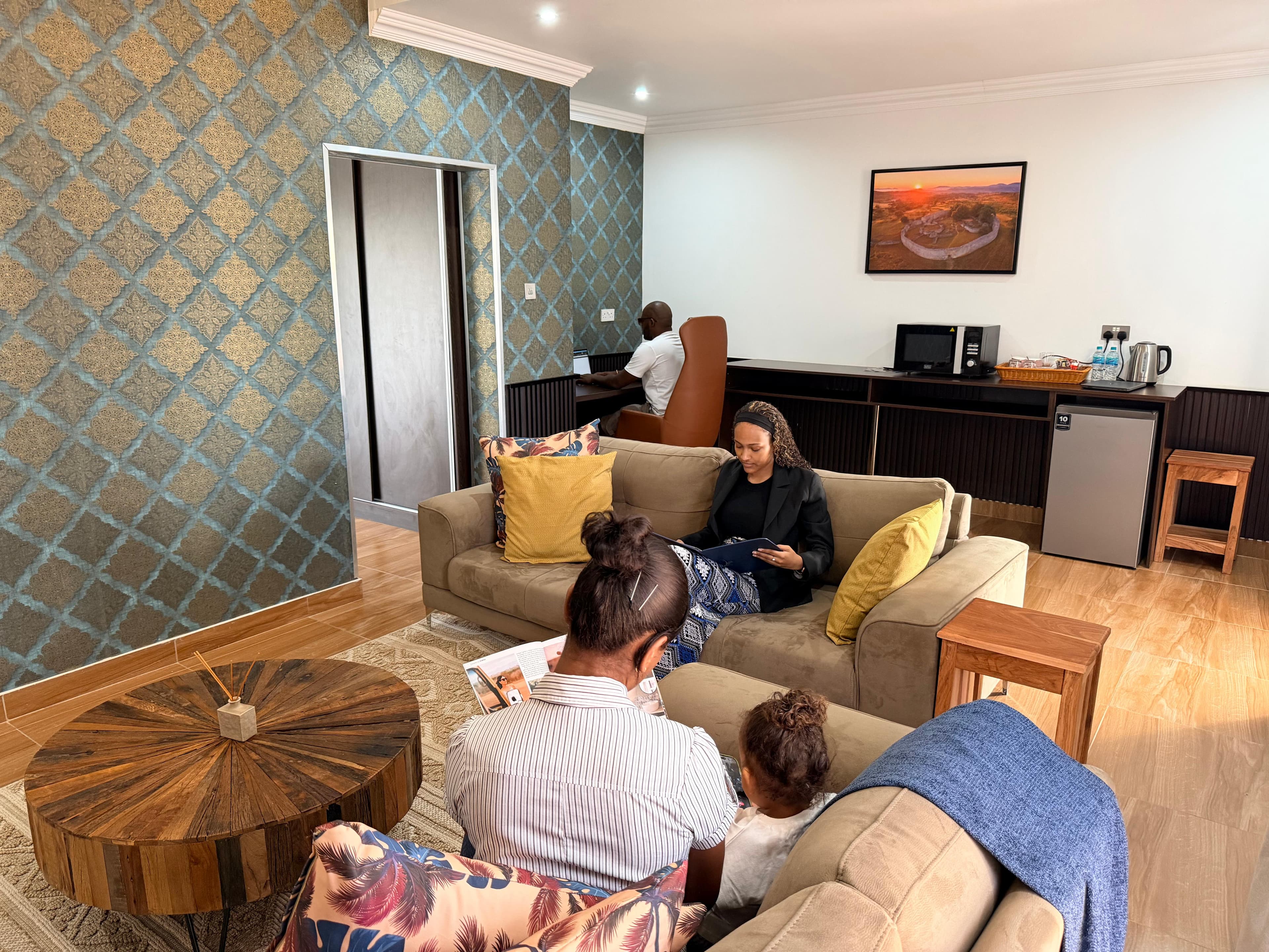 Presidential Suite thumbnail 2