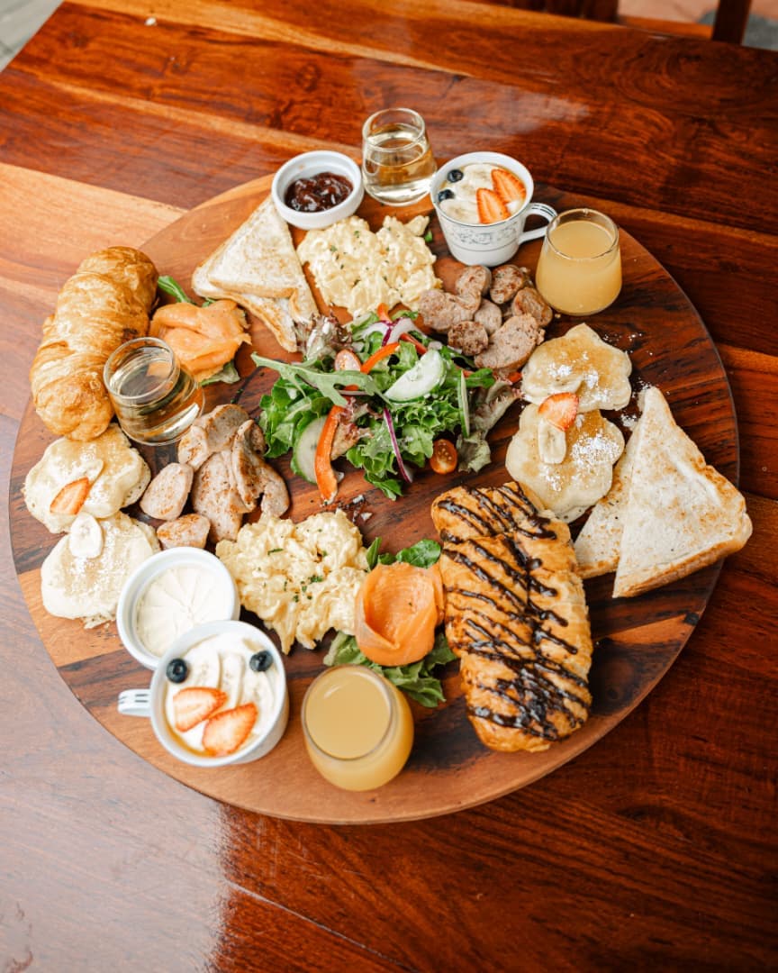 Food & Dining preview